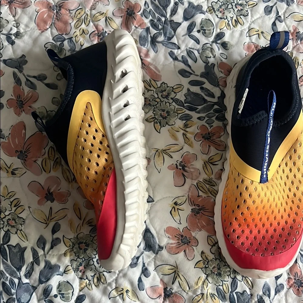 Kids' Gradient Sneakers - Red, Yellow, and Navy - Picture 5 of 6